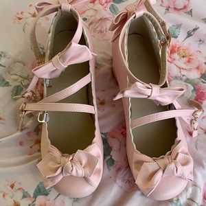 Adorable pink Lolita strap heels